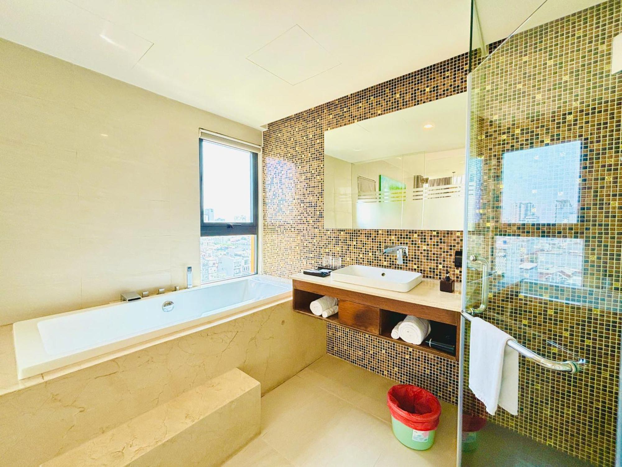 Nam Hotel & Residences Da Nang Luaran gambar