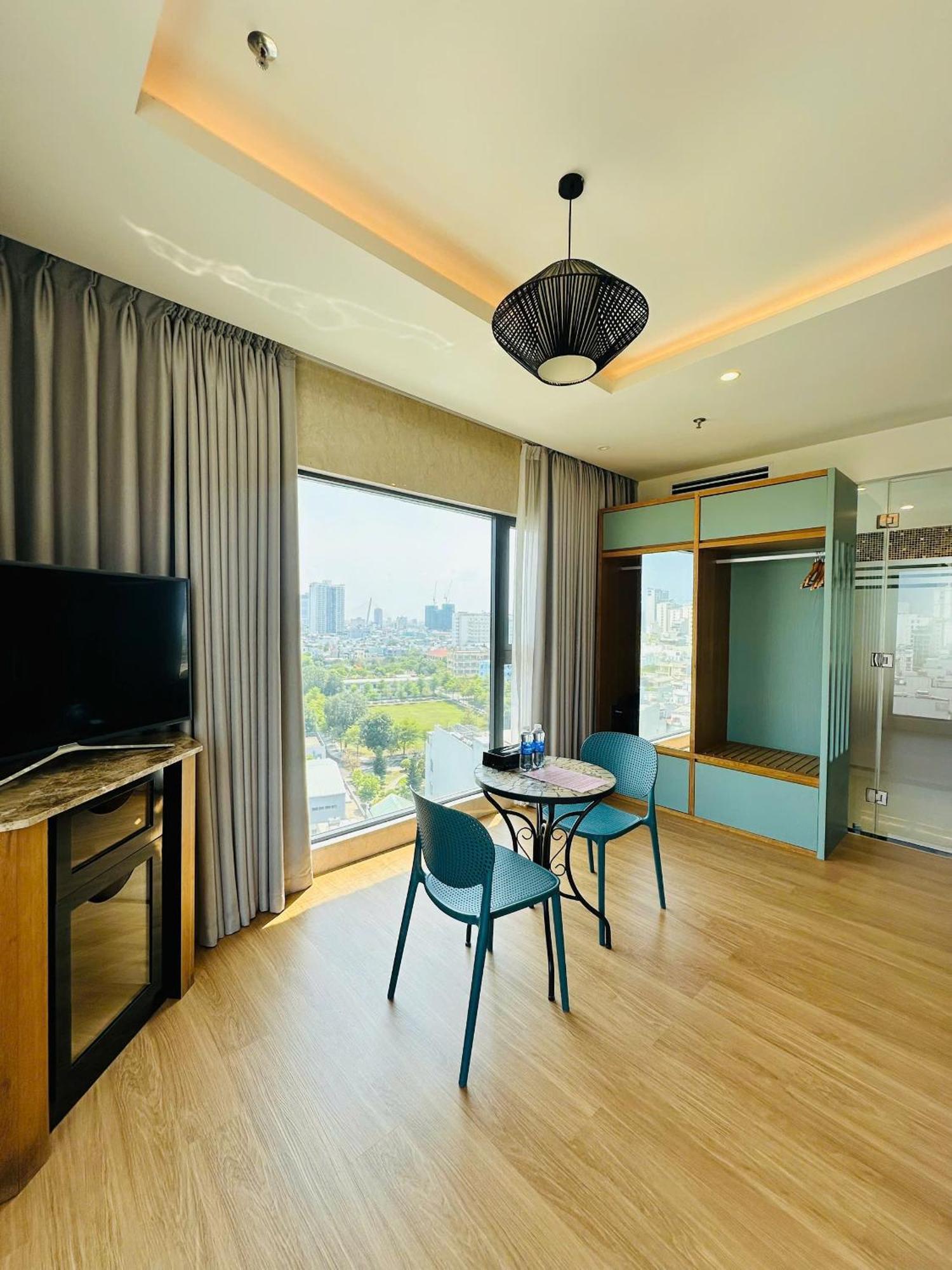 Nam Hotel & Residences Da Nang Luaran gambar